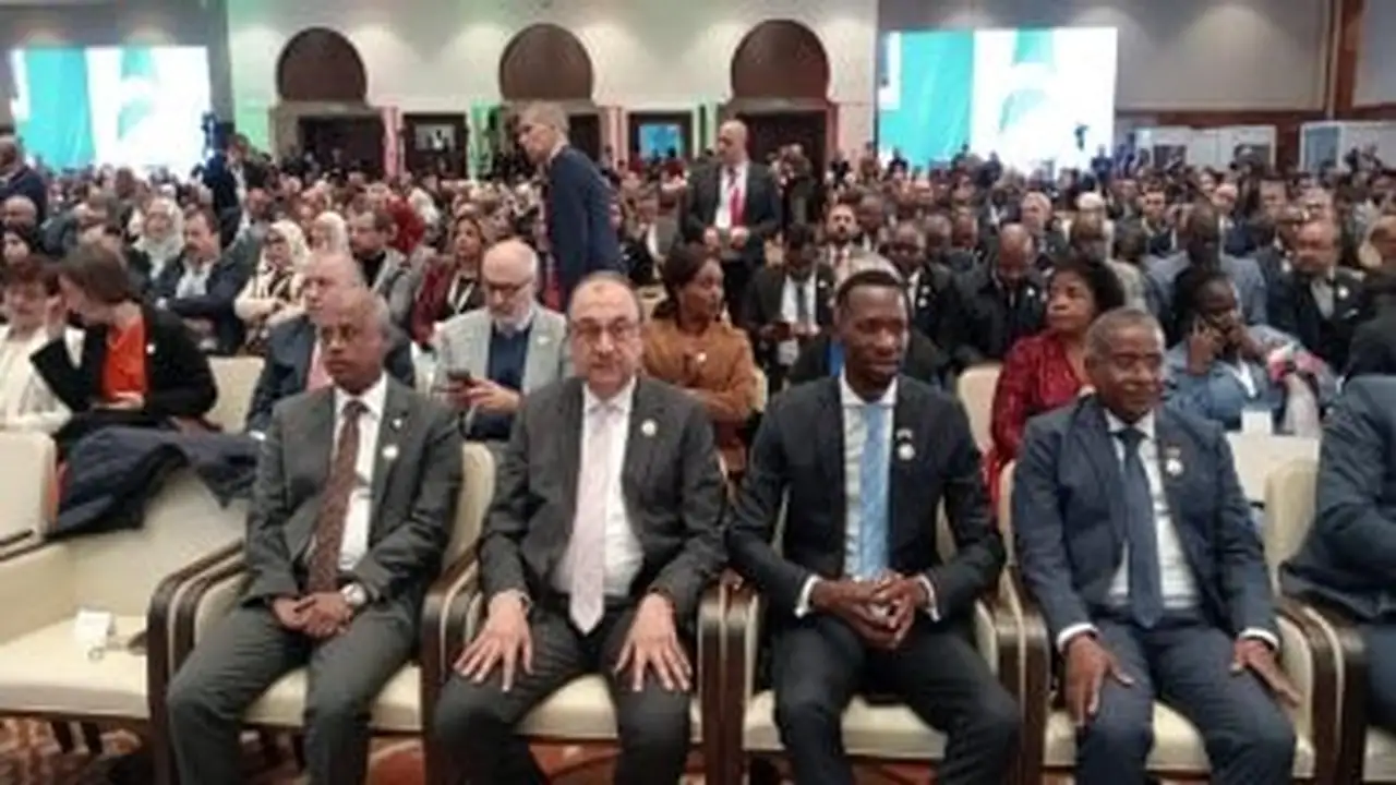 وزير قطاع الأعمال يفتتح جلسة المؤتمر الوزاري الأفريقي بالجزائر ويحدد أولويات التعاون الاقتصادي القاري